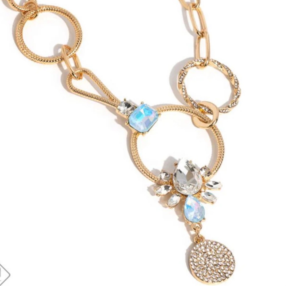 💎👸🏻💎 “HEIRLOOM HALLMARK” MULTI NECKLACE WITH FREE EARRINGS ~ PAPARAZZI!